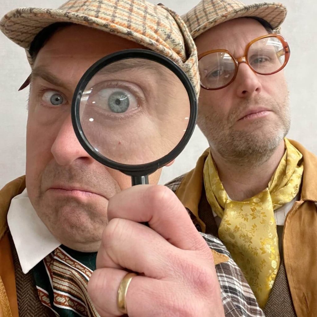 02_MurderYOU_detectives_magnifying